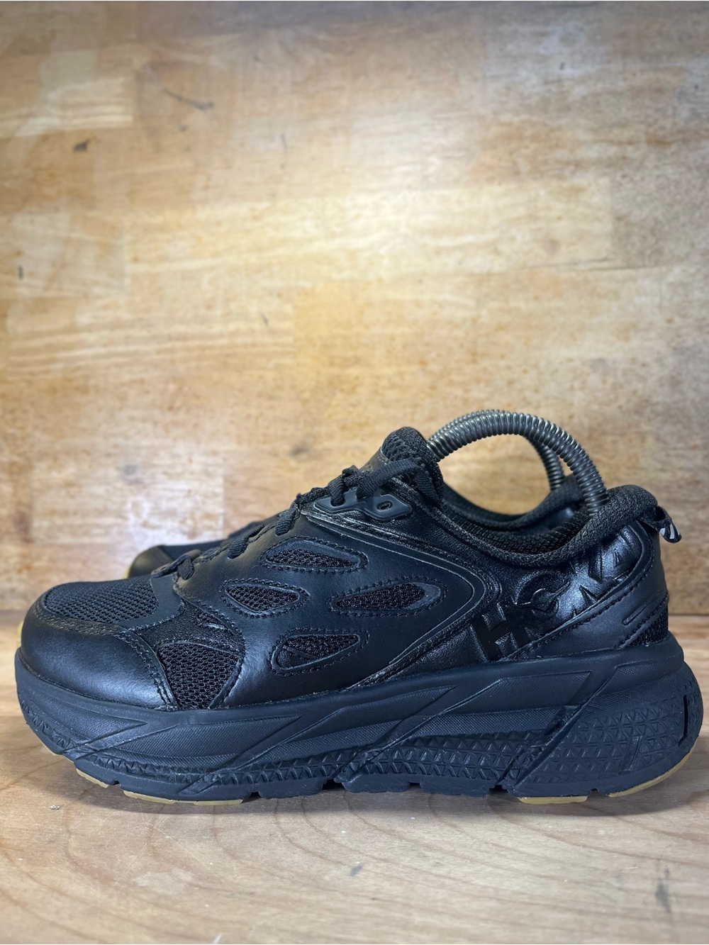 Hoka One One Clifton L Womens Size 7.5 Walking Shoes Sneakers Black Gum - Picture 4 of 12